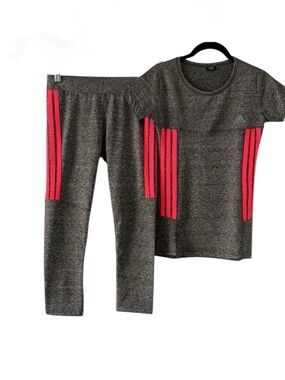 ➰Adidas Women 2 Piece athletic Top and Pants➰